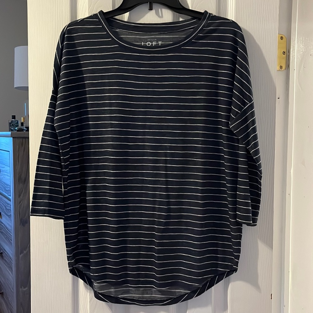 Ann Taylor-Loft 3/4 Length Shirt